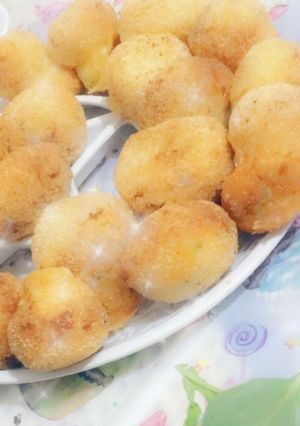 صورة لوصفة كرات البطاطا بالجبنة