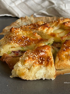 Foto di Torta rustica zucchine speck e scamorza