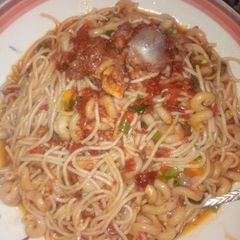 Spaghetti With Macroni A picture of Spaghetti With Macroni.