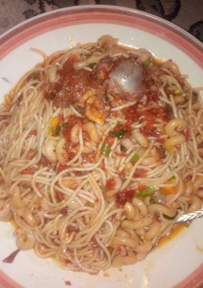 A picture of Spaghetti With Macroni.