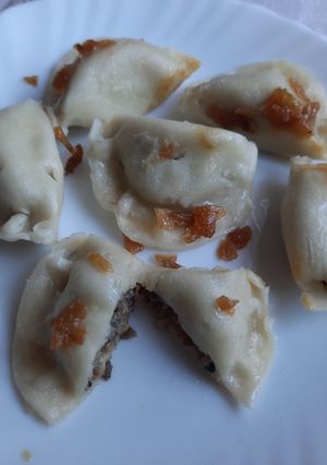 Zdjęcie przepisu Pierogi z pieczarkami i serem.