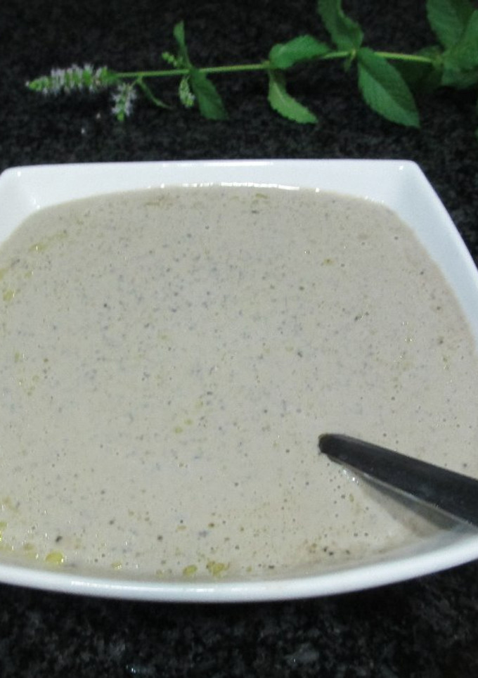 Una foto de Salsa de aceitunas negras al parmesano