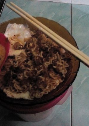Foto resep Mie Sampah Susu Kari