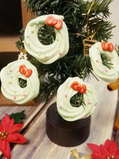 好上手「聖誕花圈馬林糖」酥脆香甜！！ 的食譜成品照片