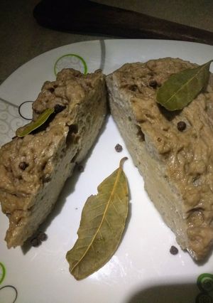 Una foto de Seitán con yuyitos de la huerta, listo para la parrilla
