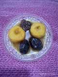 Dessert aux pommes et fruits secs