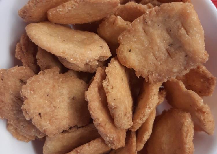 Recipe of Speedy Wheat Mathri