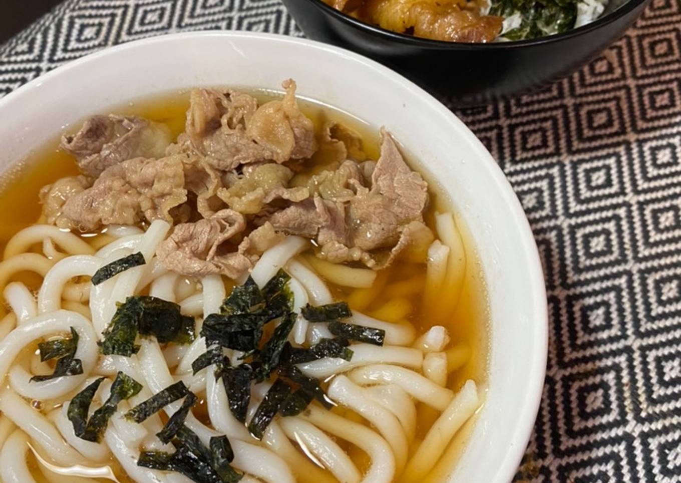 Niku udon satset