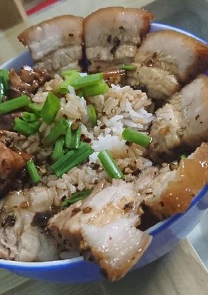 Hình của món Thịt kho tương.