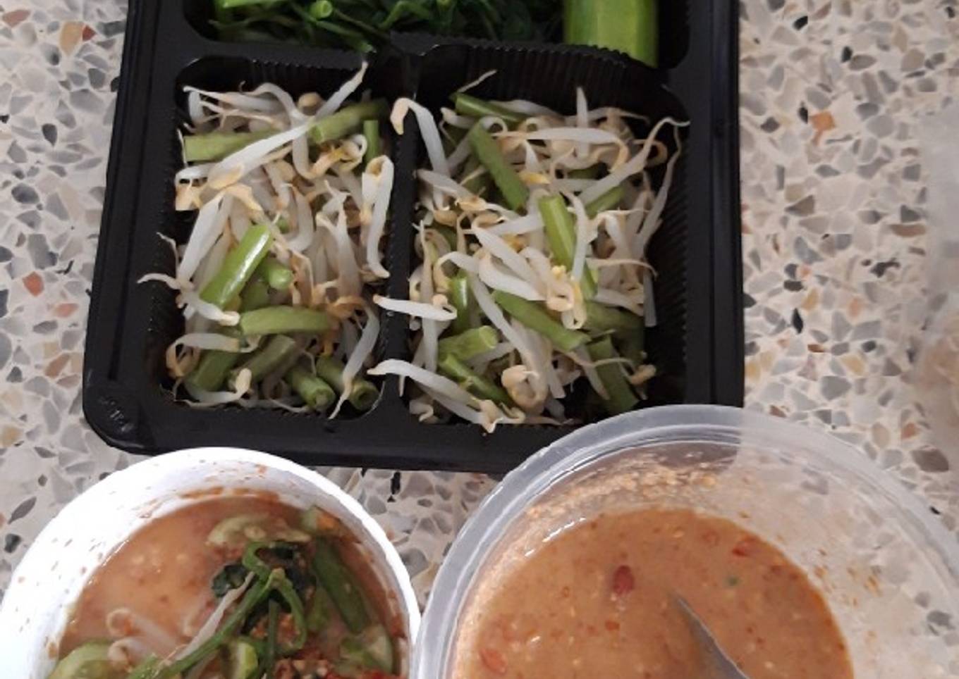 Gado- Gado Ala Dapoer Widiyan