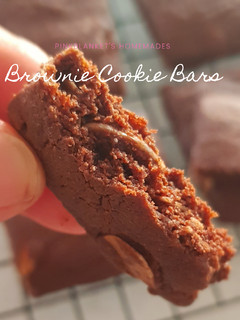 A picture of Brownie Cookie Bars.