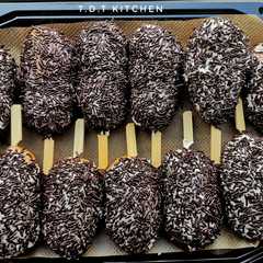 A picture of Donat Empuk Momychaa.