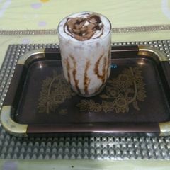 A picture of Choco flakes milk shake.