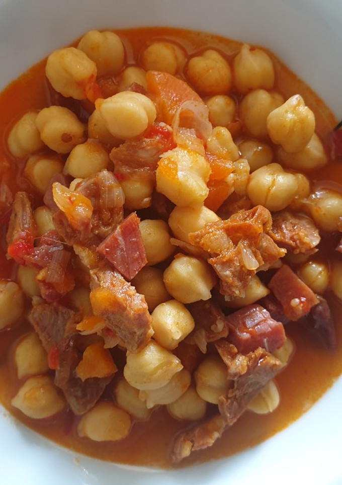 Una foto de Garbanzos con chorizo picante de León en Mambo