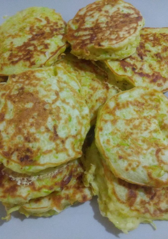 Una foto de Tortitas de calabacín 🤤