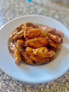 Hình của món Cánh Gà Chiên Sốt Ngọt.