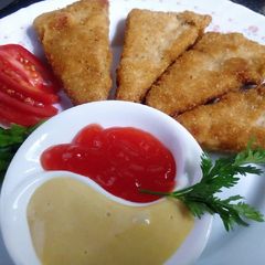 A picture of Chicken triangles with honey mustard sauce #mystablefoodcontest.