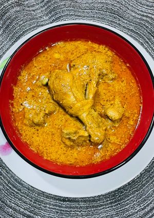 A picture of Shahi Chicken Korma.