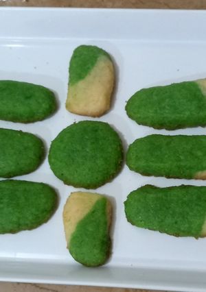 A picture of Biscuits, Happy independence day 🎆 🇵🇰 🇵🇰.