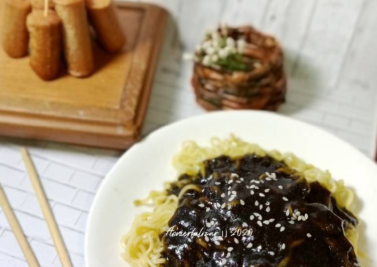Langkah Mudah untuk Menyiapkan Jajangmyeon with bulgogi sauce home made HALAL yang Sempurna