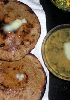 बाजरा रोटी (Bajra roti recipe in hindi) रेसिपी मुख्य फोटो