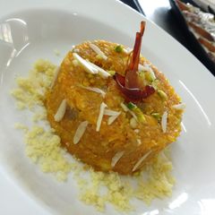 A picture of Gajar (carrot) Halwa.