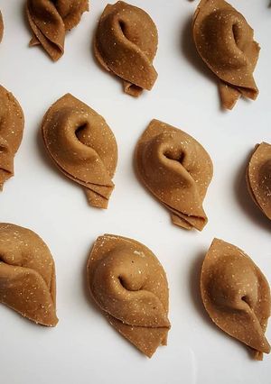 Foto di Cappelletti di caffè ai carciofi