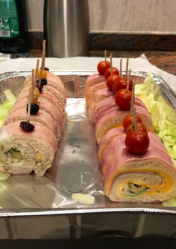 Una foto de Rollo canapé de Carlota de pollo