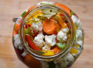 Une photo de Pickles de légumes