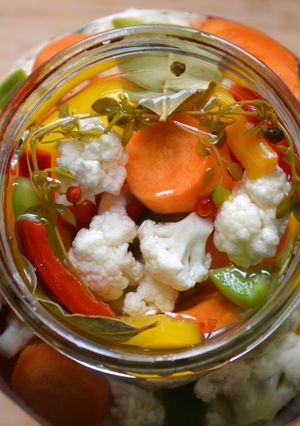 Une photo de Pickles de légumes