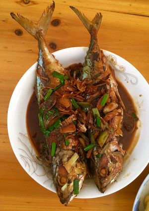 Hình của món Cá thu kho tương.