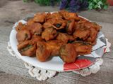 घोसाळ्याची भजी (Ghosalyachi Bhajji Recipe In Marathi)