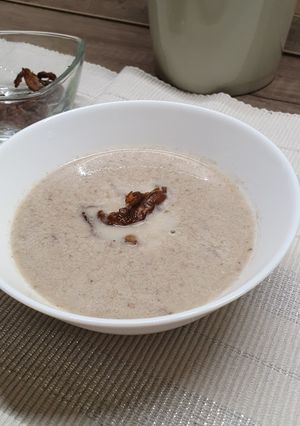 Gombakrémleves pirított gombával recept fotója