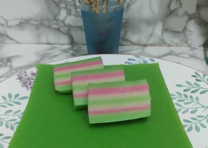 Cara membuat Kue lapis tepung terigu Cara membuat Kue lapis tepung terigu