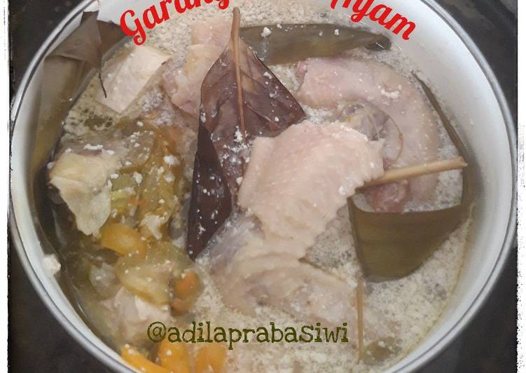 How to Prepare Perfect Garang Asem Ayam