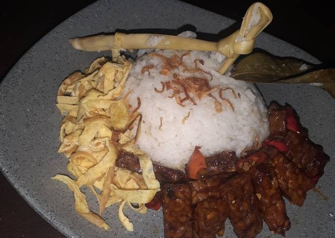 Cara membuat Nasi Uduk Rice Cooker Cara membuat Nasi Uduk Rice Cooker
