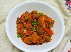 A picture of Chicken Tikka Masala.