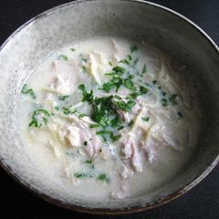 A picture of Lemon Chicken & Egg Soup.