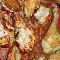 Una foto de Pollo troceado y asado en freidora de aire Cosori Smart 5'5
