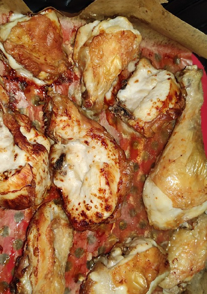Una foto de Pollo troceado y asado en freidora de aire Cosori Smart 5'5