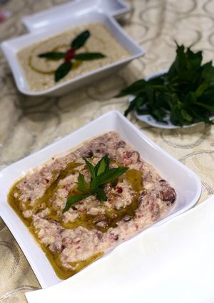 A picture of Foul Mudammas with Tahini.