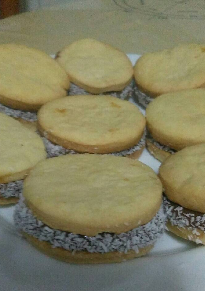 Una foto de Alfajores