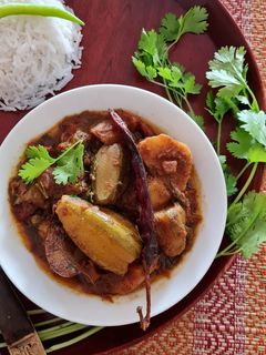 নিরামিষ আলু পটলের ডালনা (Niramish Aloo Potoler Dalna recipe in Bengali) রেসিপির প্রধান ছবি