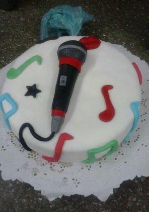 Una foto de Torta karaoke