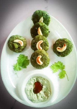 मटार पॅटिस (Matar Pattice Recipe In Marathi) रेसिपी चे मुख्य फोटो 
