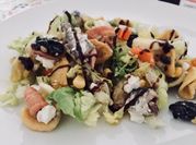 Una foto de pasta de colores verano