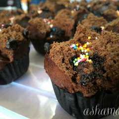 รูปของ Cupcake cokelat mekar