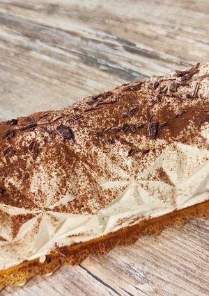 Une photo de Bûche Tiramisu