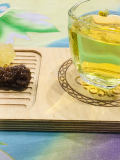 عکسی از دستور دمنوش بابونه با عسل