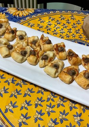 Une photo de Feuilletés aux anchois et câpres